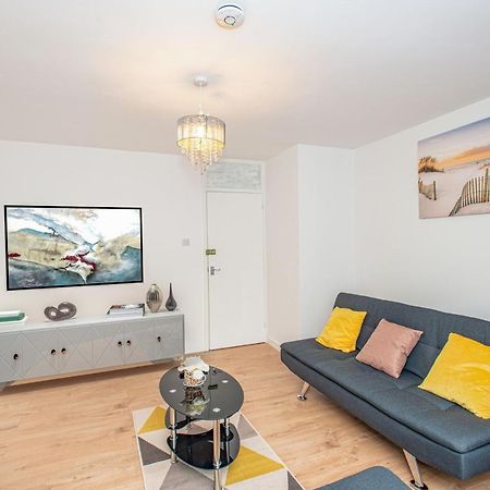 Stunning Four Bedroom House Close To Excel, O2 & Central London With Free Parking Exterior foto